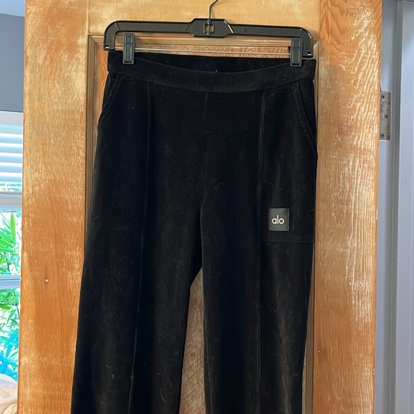 Alo Winter Break High Waist Flare Microcorduroy Pants, Black - S - Picture 4 of 8